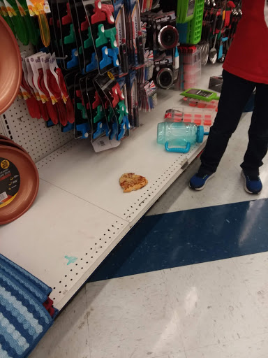 Shopping Mall «South Valley Plaza Shopping Center», reviews and photos, 6940 Chestnut St, Gilroy, CA 95020, USA