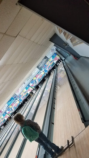 Bowling Alley «Savannah Bowling Center», reviews and photos, 320 Malcomb St, Savannah, TN 38372, USA