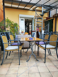 Atmosphère du Café Fraise Et Chocolat à Roquebrune-Cap-Martin - n°4