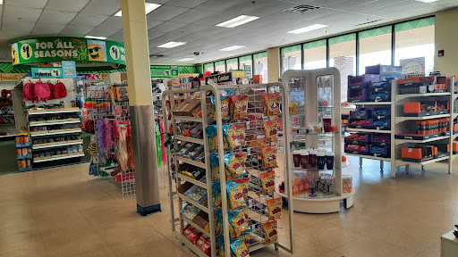 Dollar Store «Dollar Tree», reviews and photos, 823 N Broad St, Middletown, DE 19709, USA