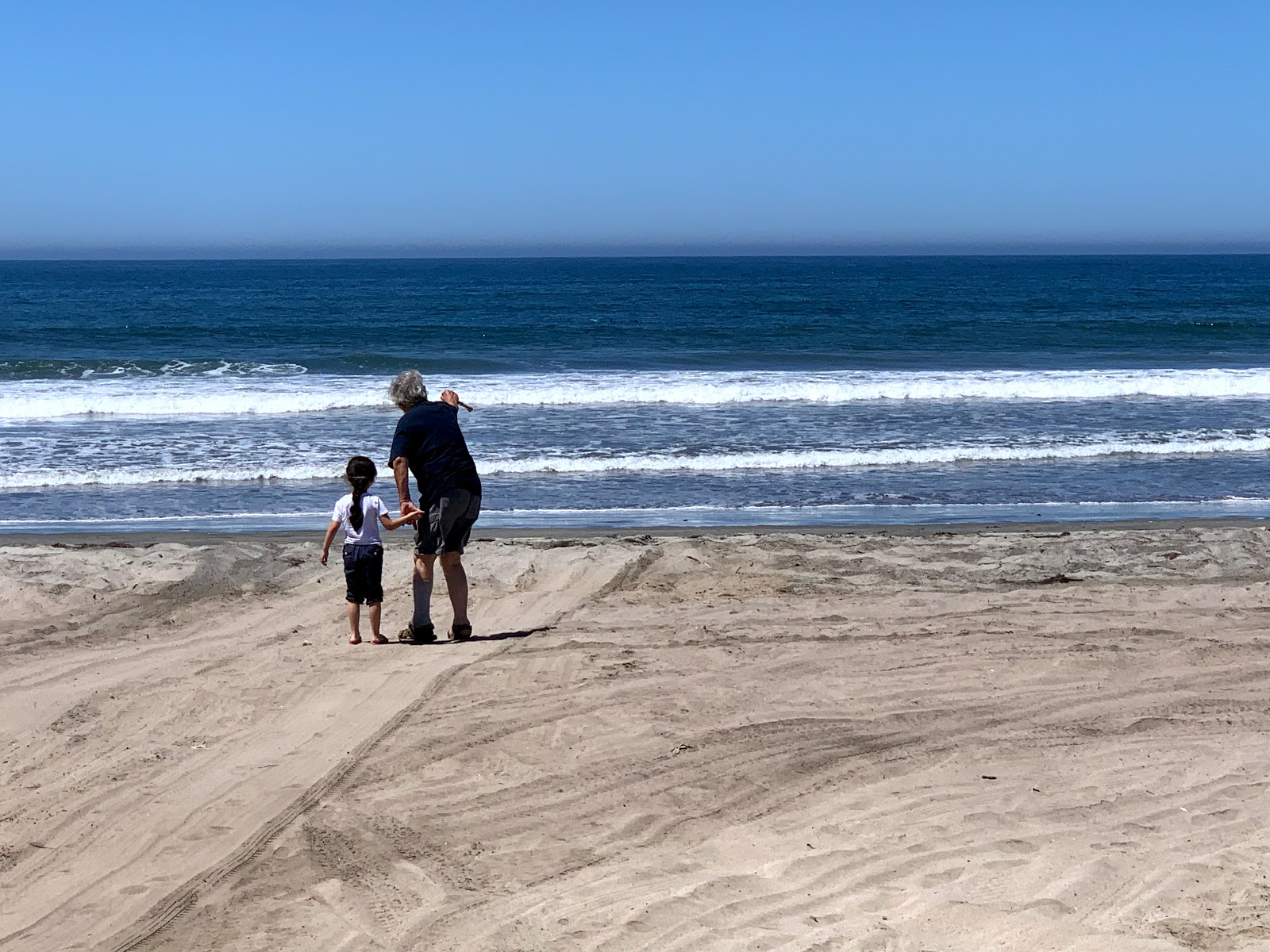 Photo de Playa San Ramon avec l'eau cristalline de surface