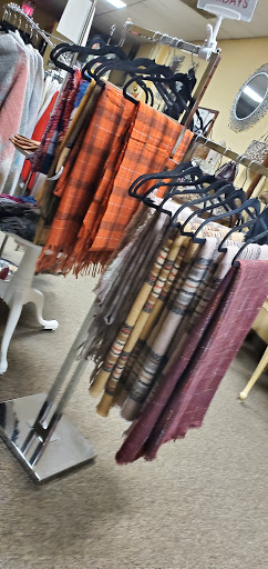 Clothing Store «Passion For Fashion», reviews and photos, 12767 Chillicothe Rd, Chesterland, OH 44026, USA