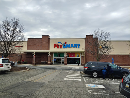 Pet Supply Store «PetSmart», reviews and photos, 3995 Welsh Rd, Willow Grove, PA 19090, USA