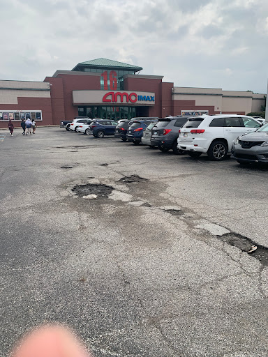 Movie Theater «AMC Showplace Schererville 16», reviews and photos, 875 Deer Creek Dr, Schererville, IN 46375, USA