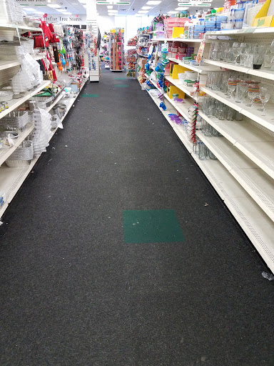 Dollar Store «Dollar Tree», reviews and photos, 682 Downingtown Pike, West Chester, PA 19380, USA