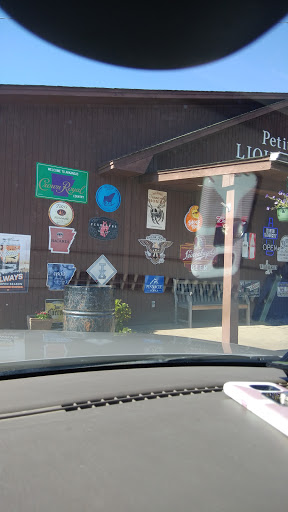 Liquor Store «Petit Jean Liquor Store», reviews and photos, 1833 AR-9, Morrilton, AR 72110, USA