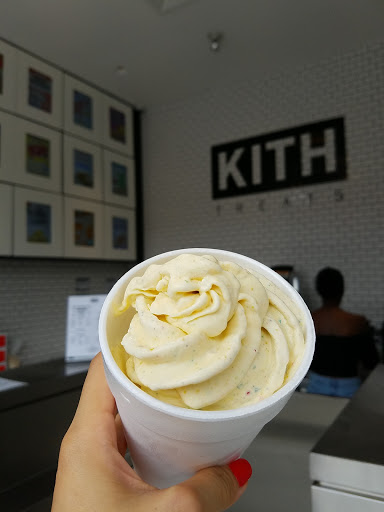 Clothing Store «Kith Brooklyn», reviews and photos, 233 Flatbush Ave, Brooklyn, NY 11217, USA