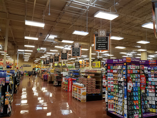Grocery Store «Fred Meyer», reviews and photos, 19200 SW Martinazzi Ave, Tualatin, OR 97062, USA