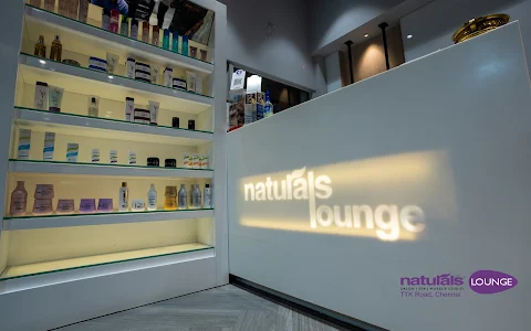 Naturals Lounge TTK image