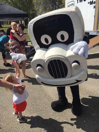 Moving and Storage Service «Two Men and a Truck», reviews and photos, 171 Tradition Trail #102, Holly Springs, NC 27540, USA