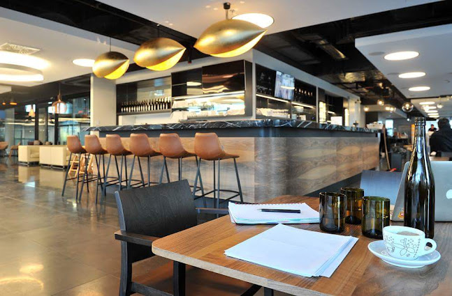 ASPIRA Cafe / Restaurant - Restaurace