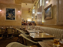Atmosphère du Restaurant Chez Cézanne à Paris - n°16