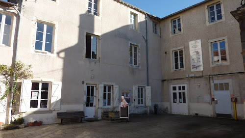 Maison des Jeunes et de la Culture Claude Nougaro à Montmorillon