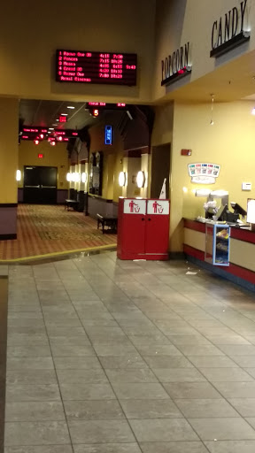 Movie Theater «Regal Cinemas Beaver Creek 12», reviews and photos, 1441 Beaver Creek Commons Dr, Apex, NC 27502, USA