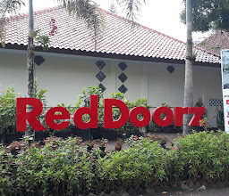RedDoorz near Museum Gunung Merapi photo