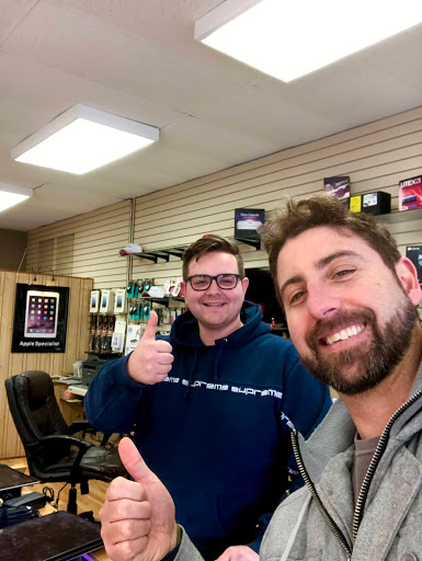 Computer Repair Service «CompRite - iPHONE, iPAD, iMAC, SAMSUNG, CELL PHONE REPAIR, LAPTOP, COMPUTERS», reviews and photos, 395 N State St, Lake Oswego, OR 97034, USA