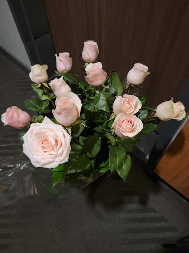 Florist «Quinn Florist», reviews and photos, 3524 Broadway, Astoria, NY 11103, USA