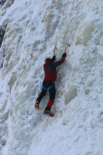 Outdoor Sports Store «Pro Ski and Mountain Service», reviews and photos, 108 W North Bend Way, North Bend, WA 98045, USA