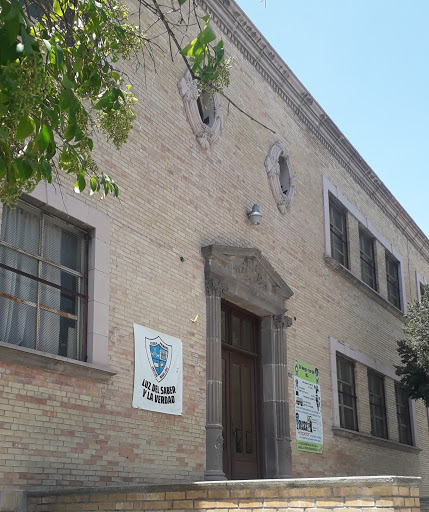 Escuela Primaría Miguel López