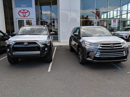 Toyota Dealer «Johnstons Toyota», reviews and photos, 5015 NY-17M, New Hampton, NY 10958, USA
