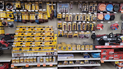Hardware Store «Harbor Freight Tools», reviews and photos, 323 E Merritt Island Causeway, Merritt Island, FL 32952, USA