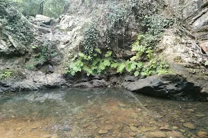 Beni mtir waterfalls image