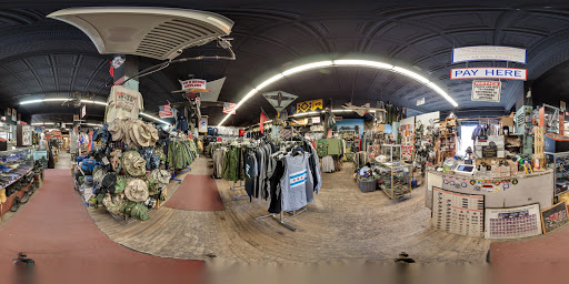 Army & Navy Surplus Shop «Army Navy Sales», reviews and photos, 3100 N Lincoln Ave, Chicago, IL 60657, USA