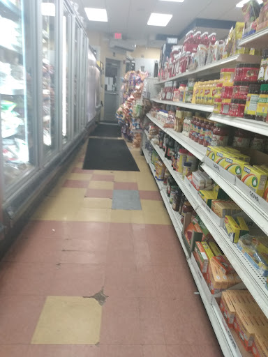 Grocery Store «Amigos Grocery Store», reviews and photos, 86 Broadway # A, Somerville, MA 02145, USA