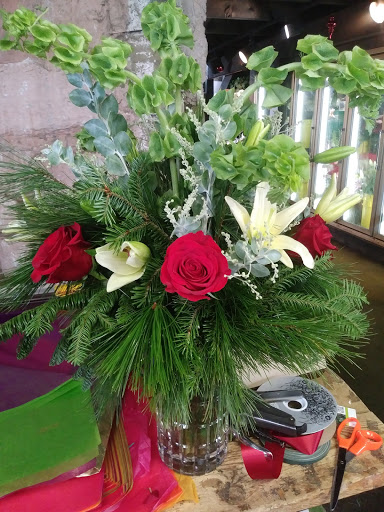 Florist «Springbrook Gardens Florist & Greenhouses», reviews and photos, 23614 Power Rd, Farmington, MI 48336, USA