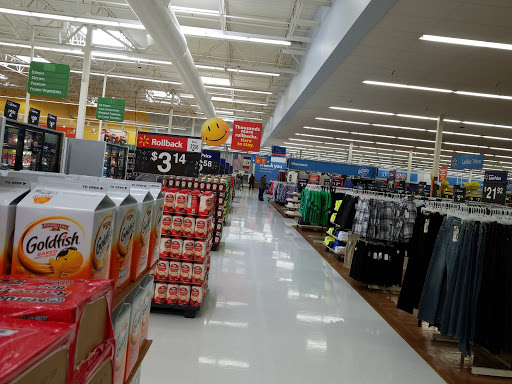 Department Store «Walmart Supercenter», reviews and photos, 2645 Blairs Ferry Rd NE, Cedar Rapids, IA 52402, USA