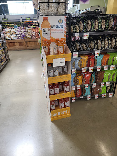 Supermarket «Giant Eagle Supermarket», reviews and photos, 7960 Plaza Blvd, Mentor, OH 44060, USA