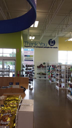 Thrift Store «Goodwill - Arden Hills», reviews and photos, 1103 County Rd E, Arden Hills, MN 55112, USA