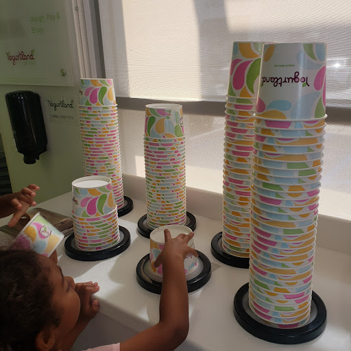 Frozen Yogurt Shop «Yogurtland Costa Mesa- Baker Street», reviews and photos, 1450 Baker St, Costa Mesa, CA 92626, USA