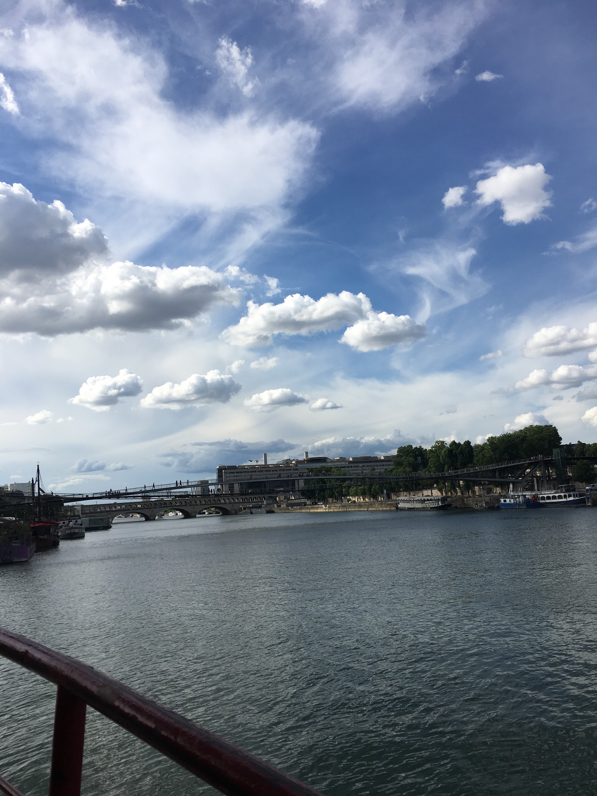 Photo n° 1 de l'avis de Floris.a fait le 05/06/2017 à 16:40
