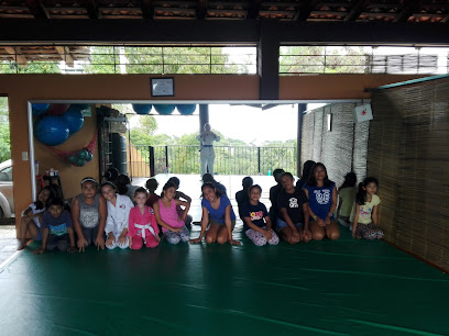 escuela de pilates luna nueva - Calle Séptima Nte. #306, Sector Reforma C, 71980 Puerto Escondido, Oax., Mexico