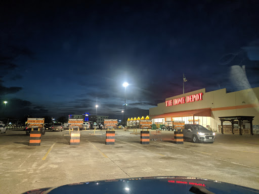 Shopping Mall «Galvez Shopping Center», reviews and photos, 6228 Broadway St, Galveston, TX 77551, USA