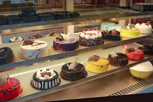 Neha's Yummy Cake & Cafe image