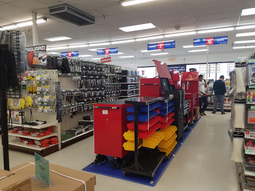 Hardware Store «Harbor Freight Tools», reviews and photos, 9 Signal Hills Center, St Paul, MN 55118, USA