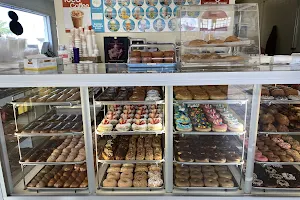 Shafter Donuts image