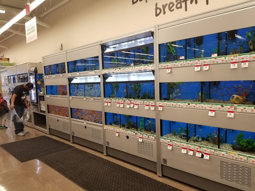 Pet Supply Store «Pet Supplies Plus», reviews and photos, 6101 Stellhorn Rd, Fort Wayne, IN 46815, USA