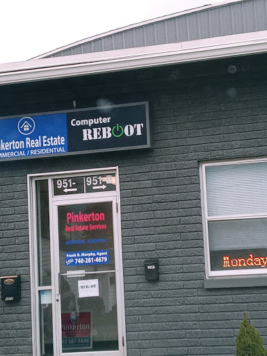 Computer Repair Service «Computer Warehouse», reviews and photos, 30 N 4th St, Newark, OH 43055, USA