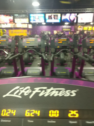 Gym «Planet Fitness», reviews and photos, 30008 Lakeshore Blvd #5, Willowick, OH 44095, USA