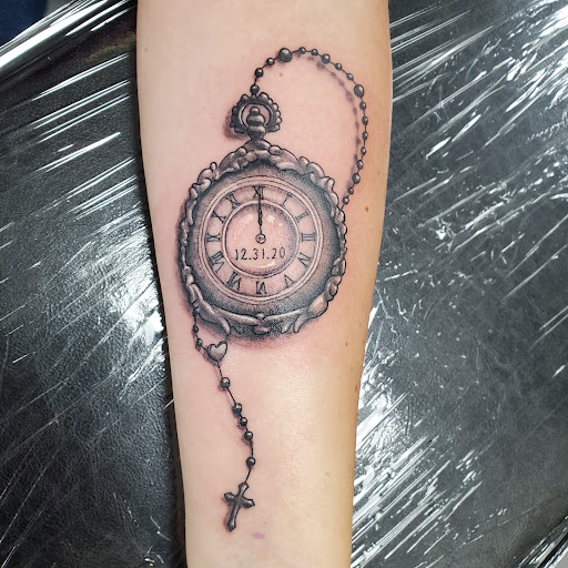Explore passed away tattoo ideas, creative tattoo ideas in Sycamore, available at Spider Tattooz 2