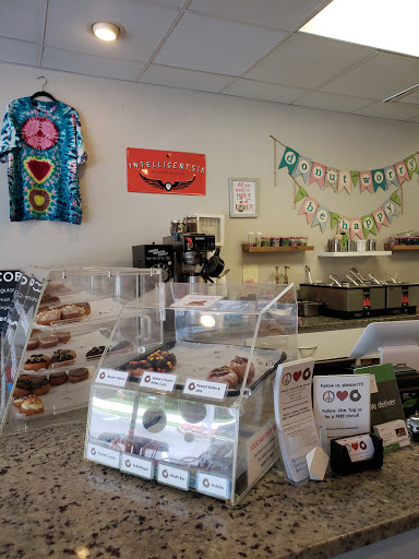 Donut Shop «Peace Love & Little Donuts», reviews and photos, 3106 Tamiami Trail N, Naples, FL 34103, USA