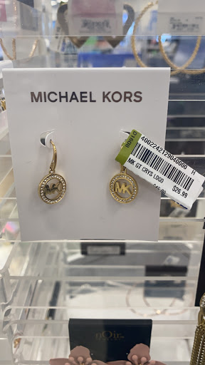 Clothing Store «Ross Dress for Less», reviews and photos, 2870 Chapel Hill Rd, Douglasville, GA 30135, USA