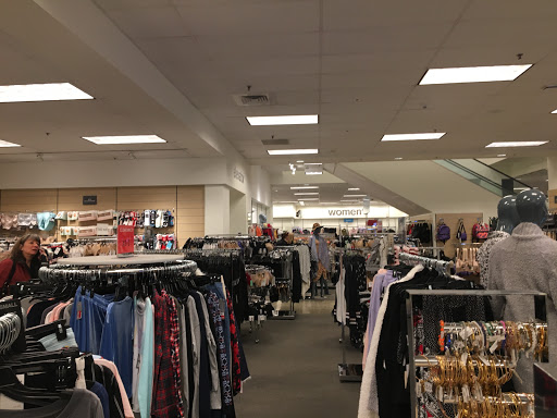 Department Store «Nordstrom Rack Downtown Portland», reviews and photos, 245 SW Morrison St, Portland, OR 97204, USA