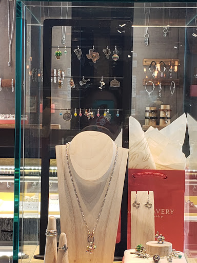 Jewelry Store «James Avery Jewelry», reviews and photos, 145 Avery Road North, Kerrville, TX 78028, USA