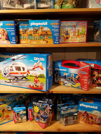 Toy Store «Toys Et Cetera», reviews and photos, 5311 N Clark St, Chicago, IL 60640, USA