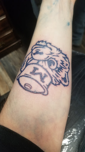 Tattoo Shop «Strange Daze Tattoos», reviews and photos, 1063 M-15, Davison, MI 48423, USA