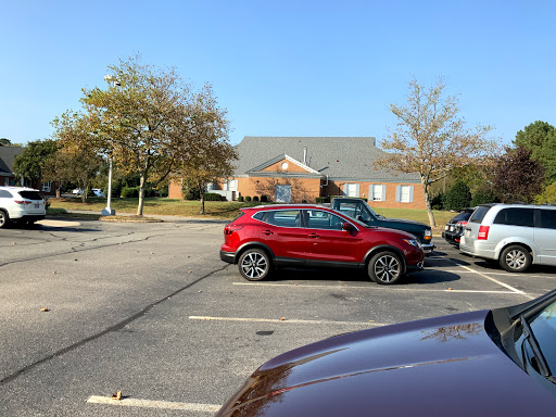 Shopping Mall «Williamsburg Crossing Shopping Center», reviews and photos, 5235 John Tyler Hwy, Williamsburg, VA 23185, USA